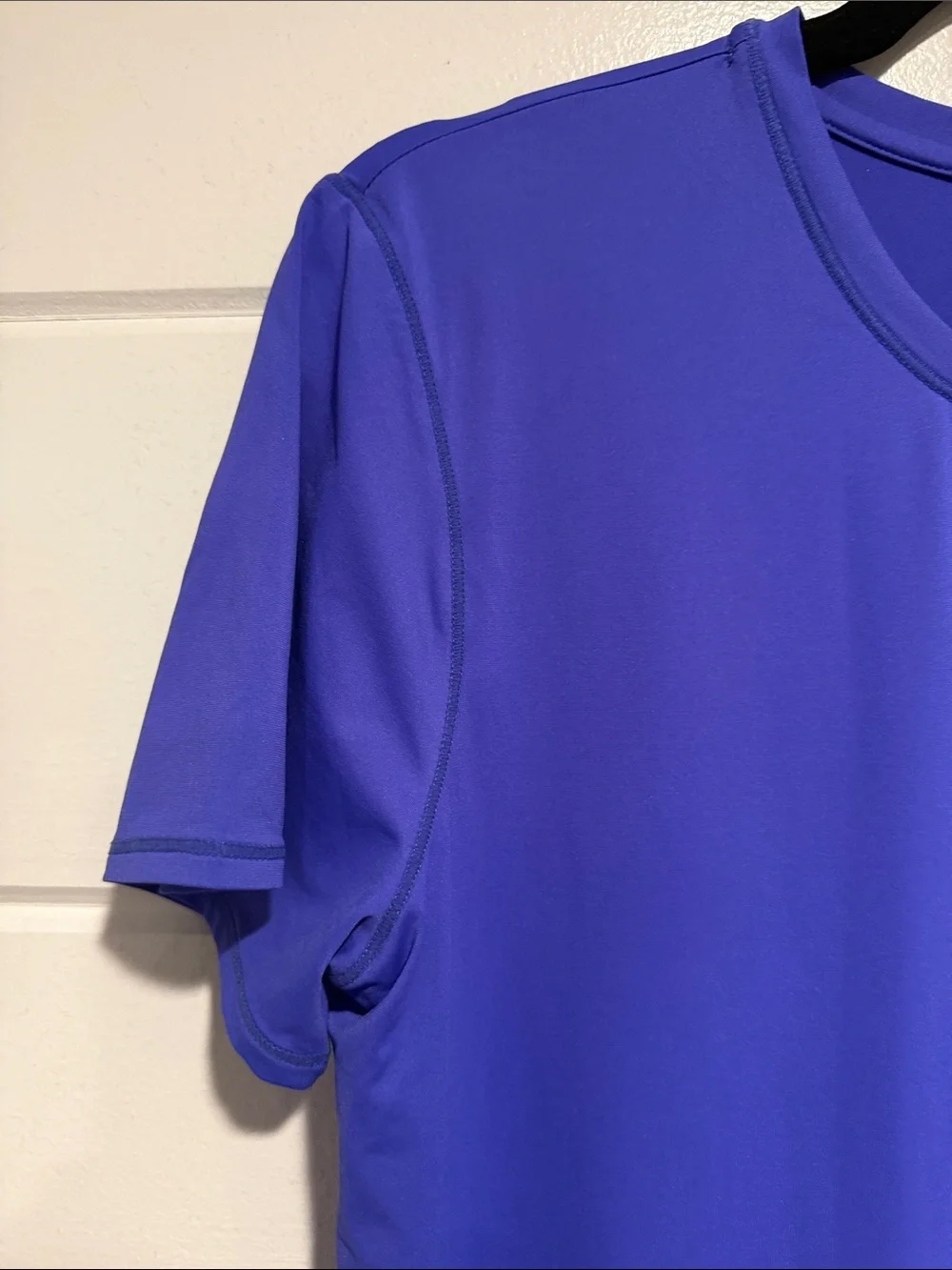Athleta Short Sleeve Crew Tee in Cobalt.       Size - medium